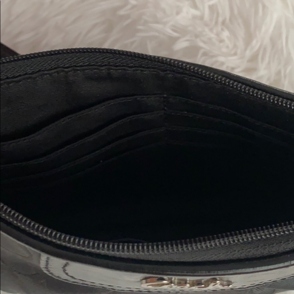 Wristlet - Picture 6 of 7